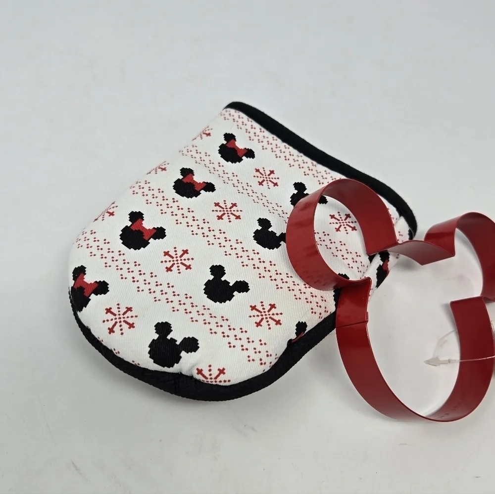 DISNEY PARKS KITCHEN BUNDLE LARGE MICKEY MOUSE COOKIE CUTTER SMALL OVEN MITT RED